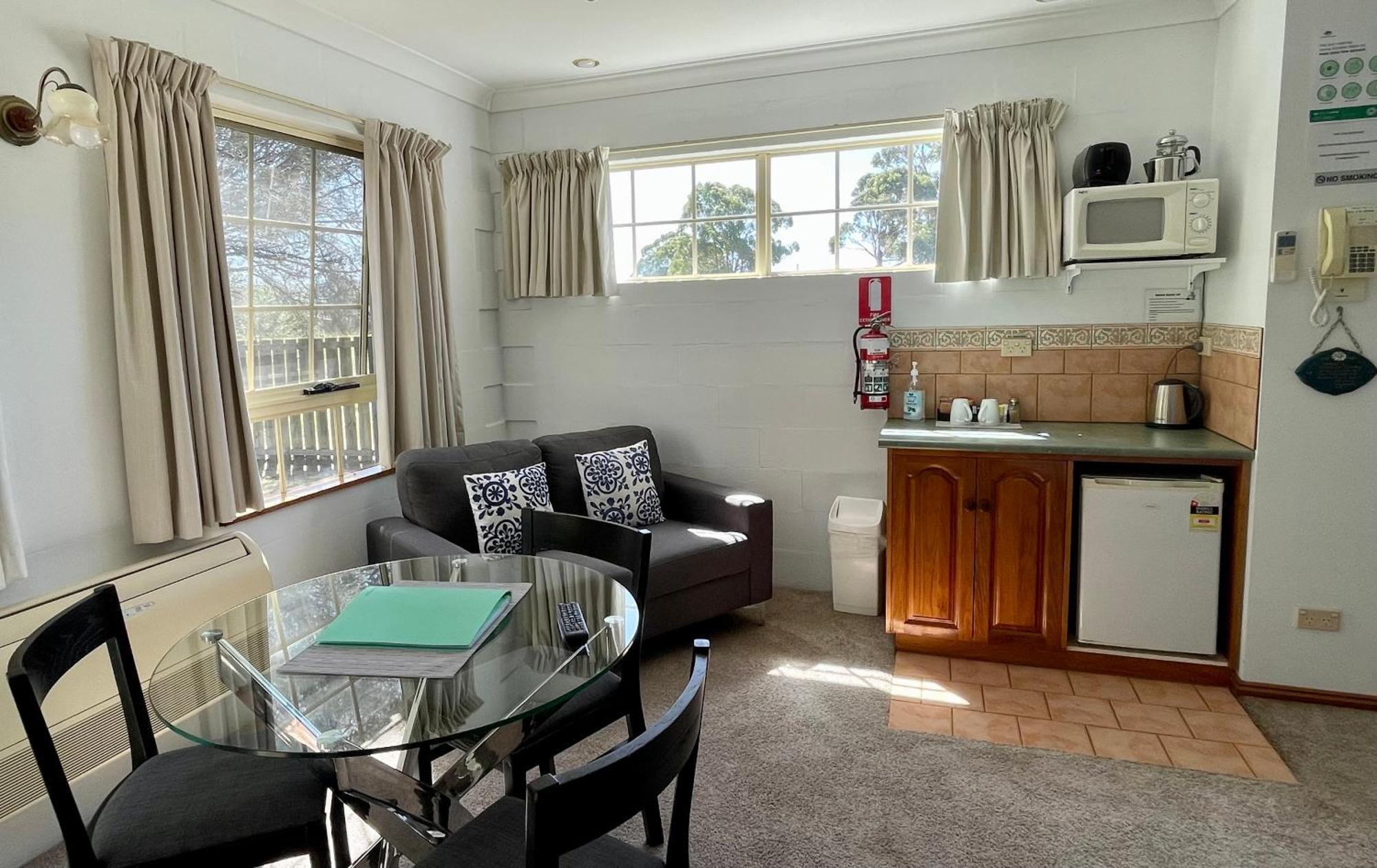 Swansea Cottages & Lodge Suites Bagian luar foto