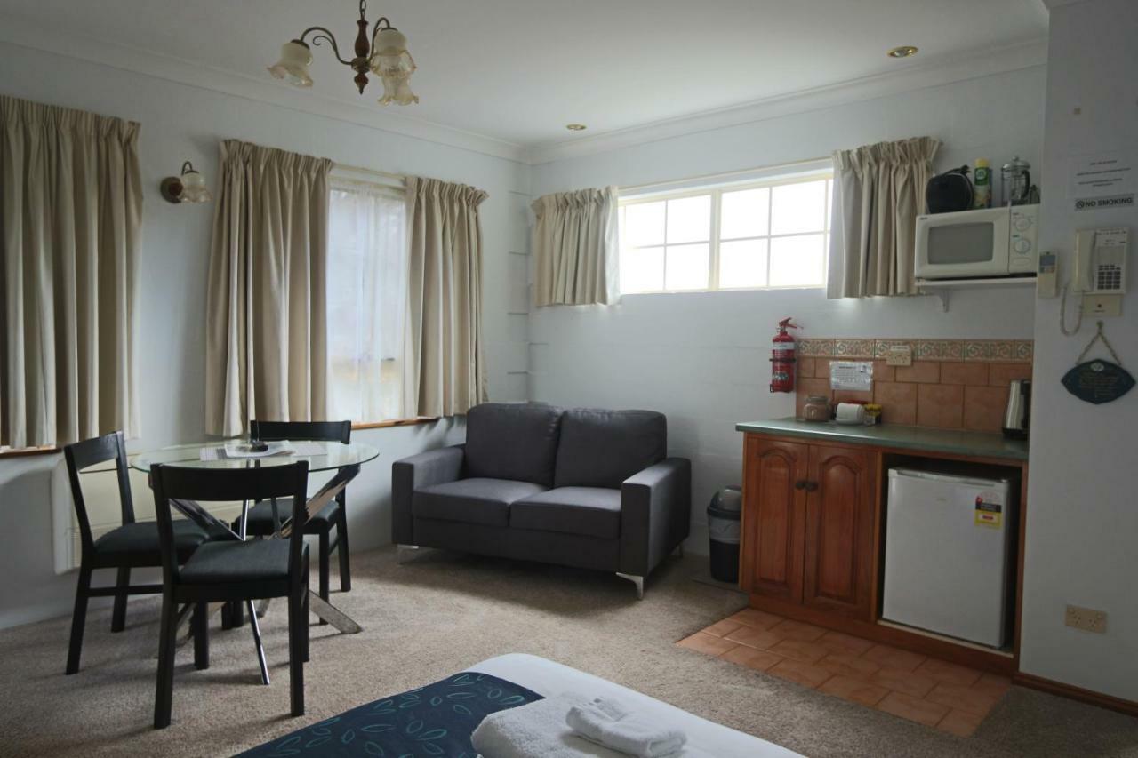 Swansea Cottages & Lodge Suites Bagian luar foto